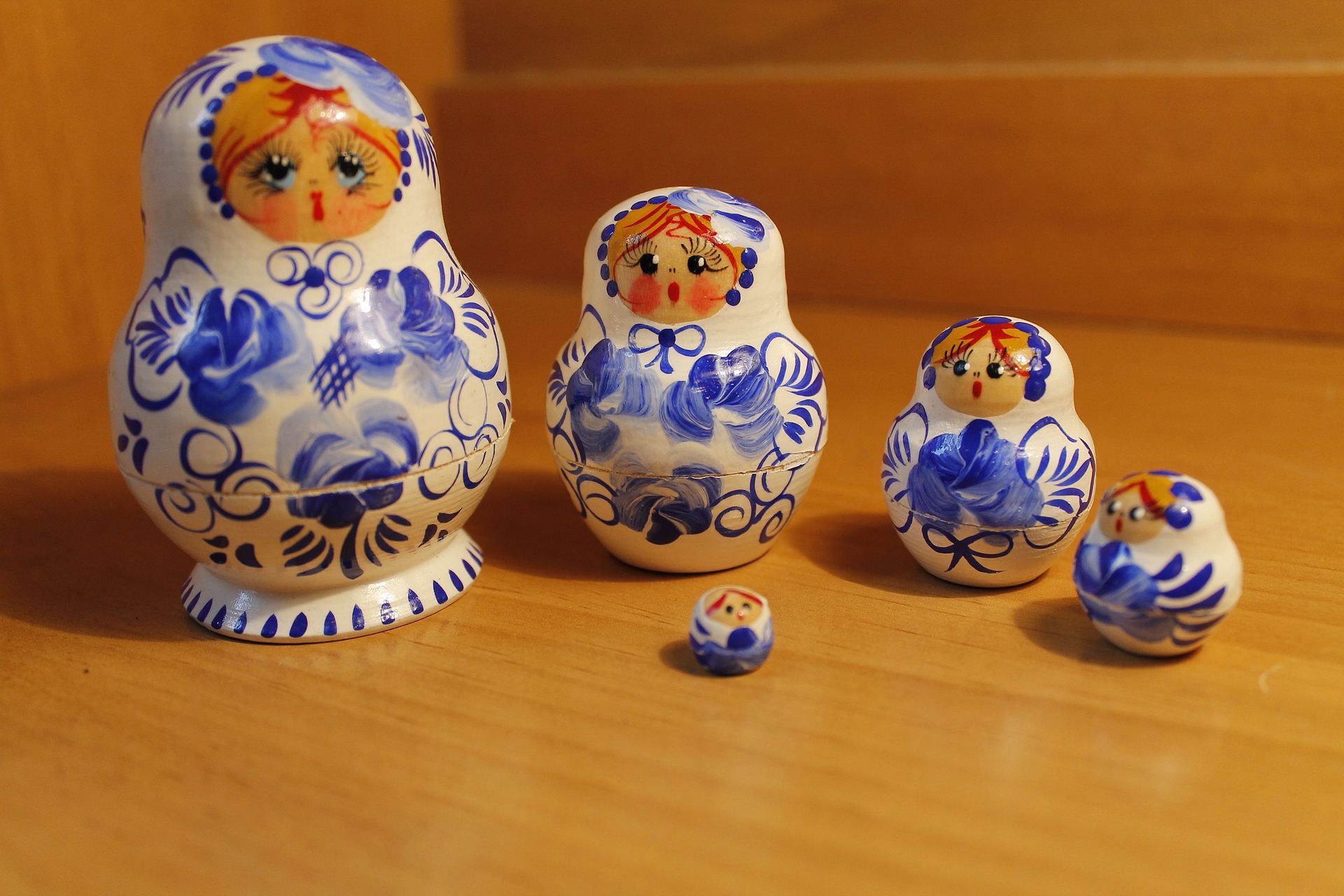 russian-doll-1090713_1920.jpg